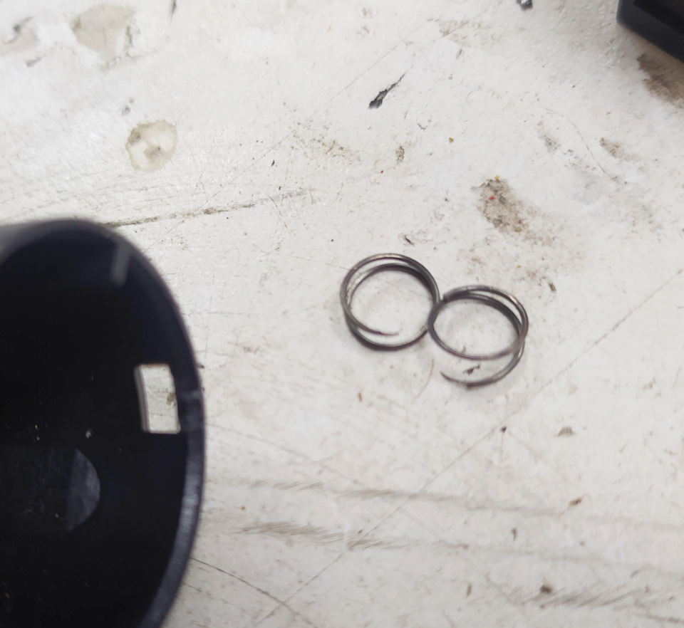 Стопы горят в пол накала 🚨 замена "лягушки" 🐸 — Lada Приора седан, 1,6 ...