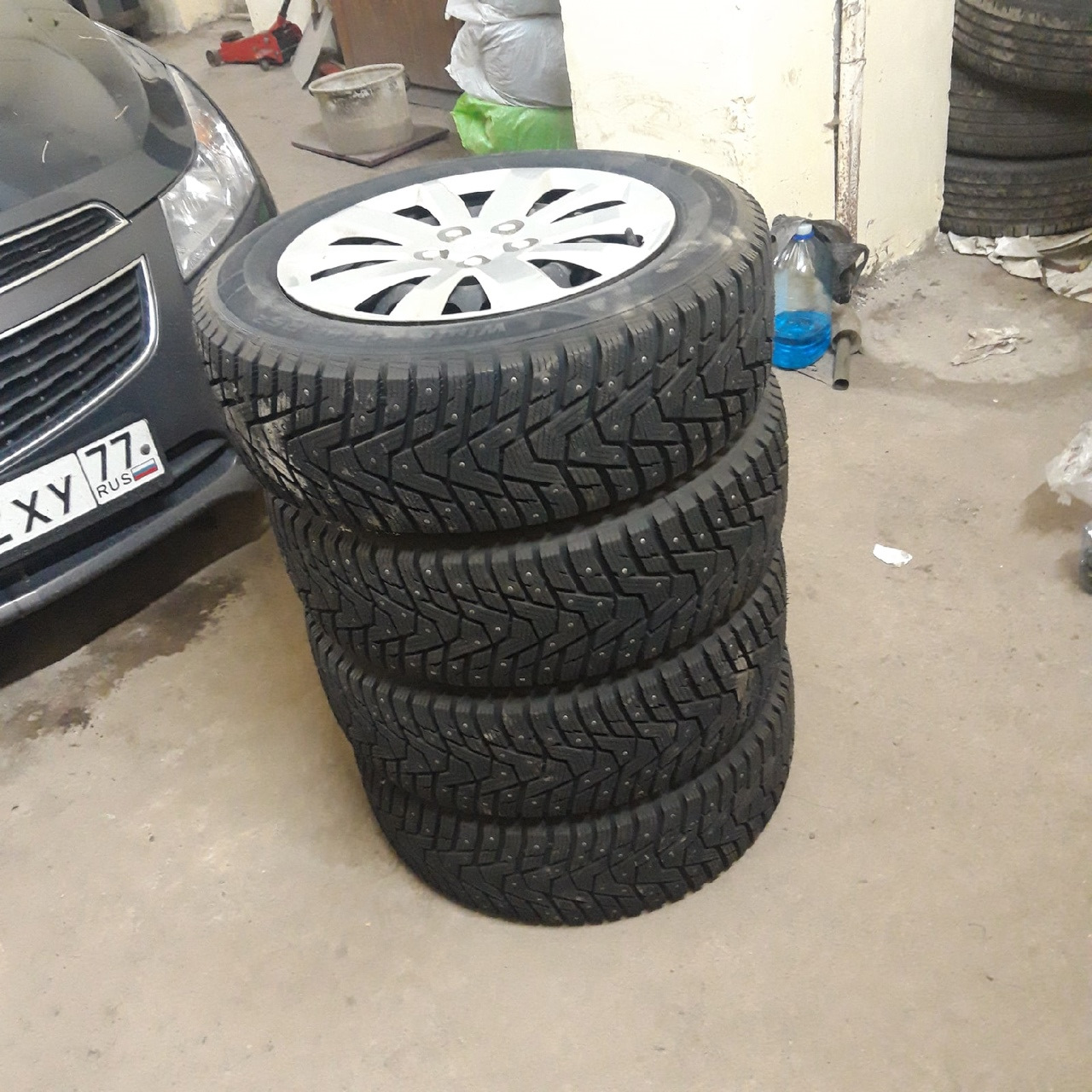 Hankook r16 205 55 зимняя. 205/50 R17 Hankook Winter i Pike rs2. Hankook Winter i Pike lv rw15.