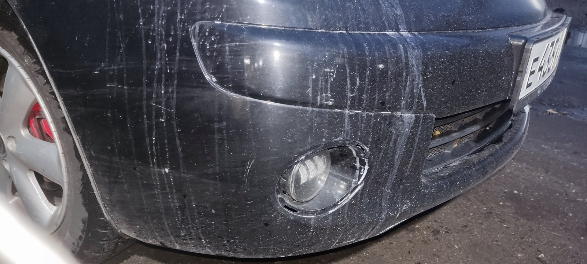 Рамки противотуманных фар. — Nissan Note (1G), 1,4 л, 2008 года ...
