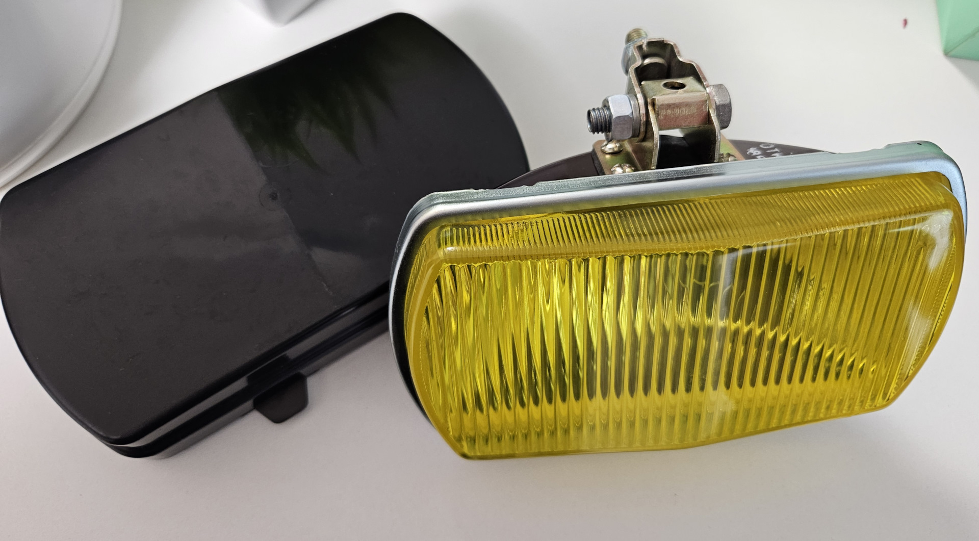 Жёлтые противотуманки (про запас) — ГАЗ 31029, 2,4 л, 1996 года ...