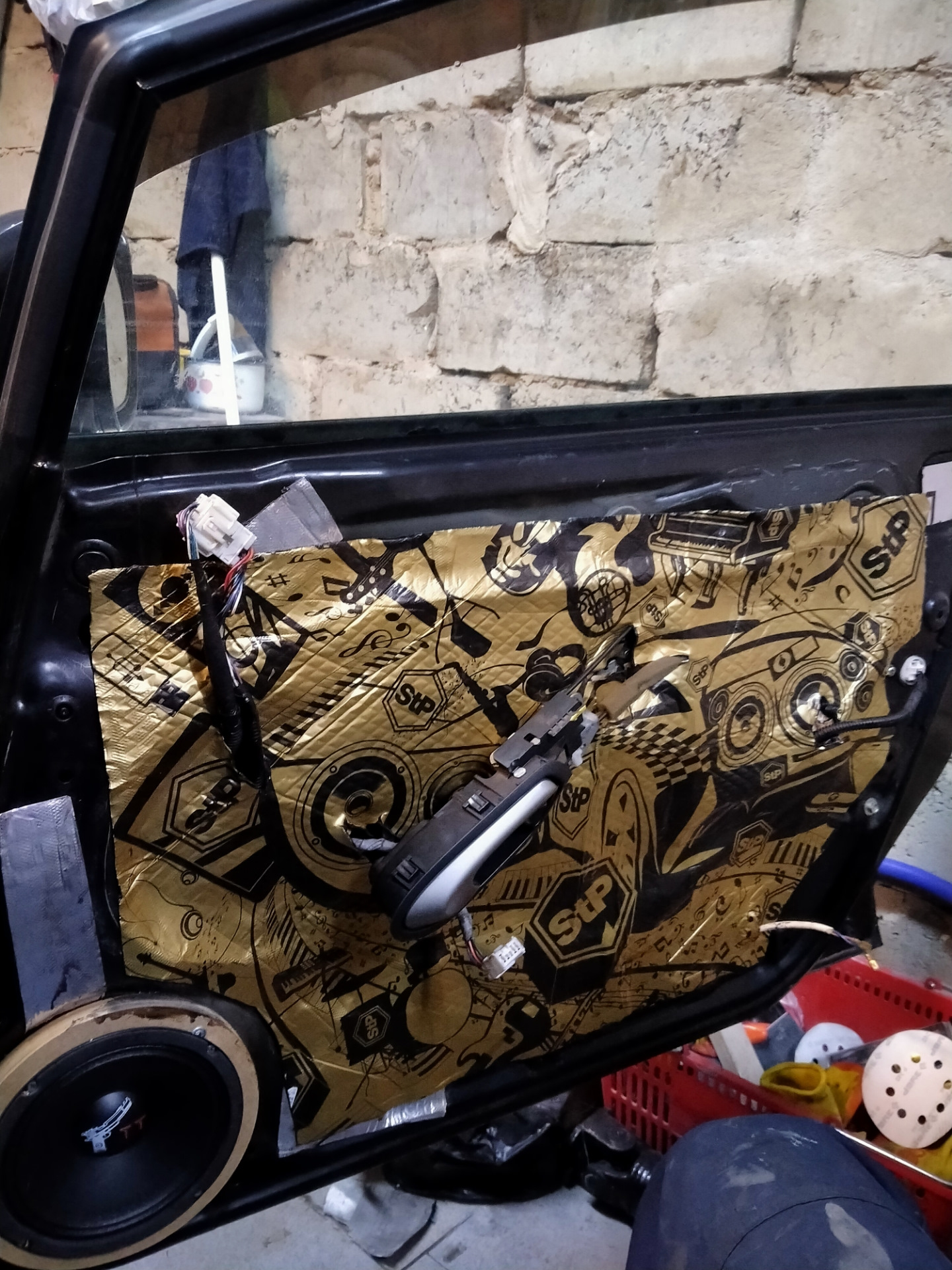 Виброизоляция дверей — Honda Civic 4D (8G), 1,8 л, 2007 года | своими ...