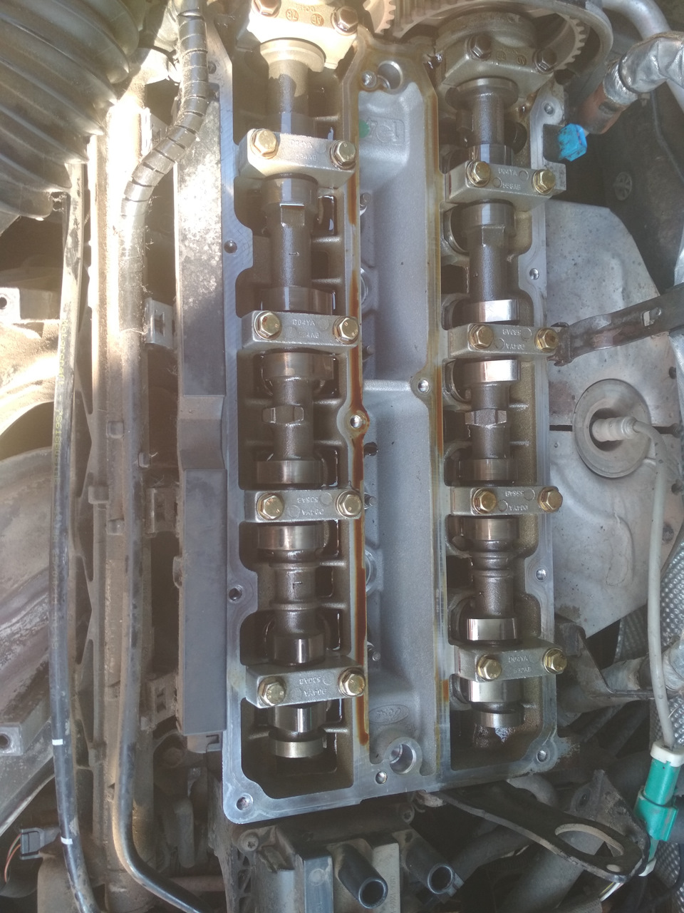 6. прокладка клапанной крышки фьюжн 1. 4. протяжка клапанной крышки форд фокус 2 1. 5t герметик клапанной крышки.