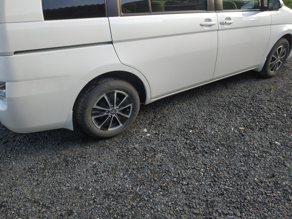 Прикупил весной, установил летом. — Toyota Isis, 1,8 л, 2017 года ...