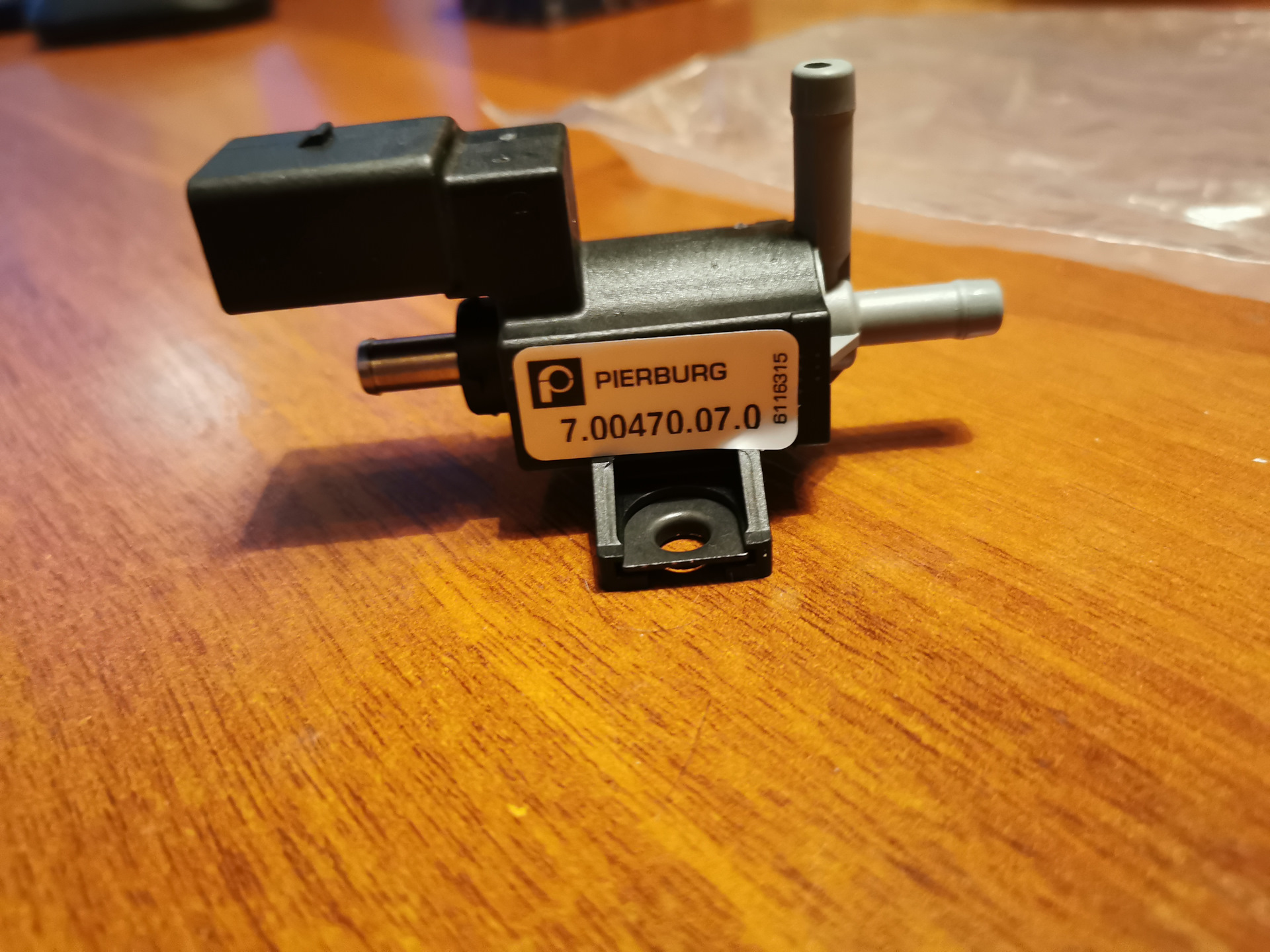Клапан управления турбин pierburg. 01771. 00470 07. 00470. 07.