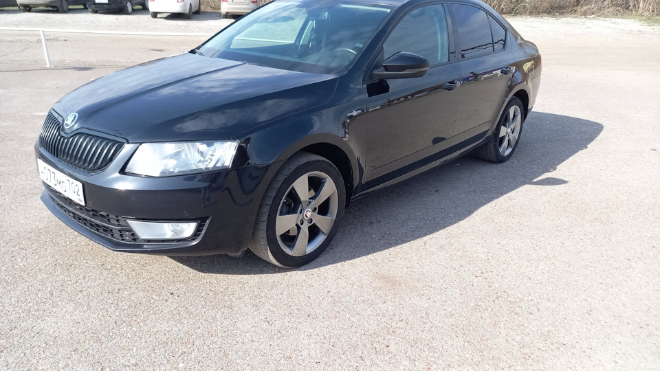 Skoda Octavia Black Hawk