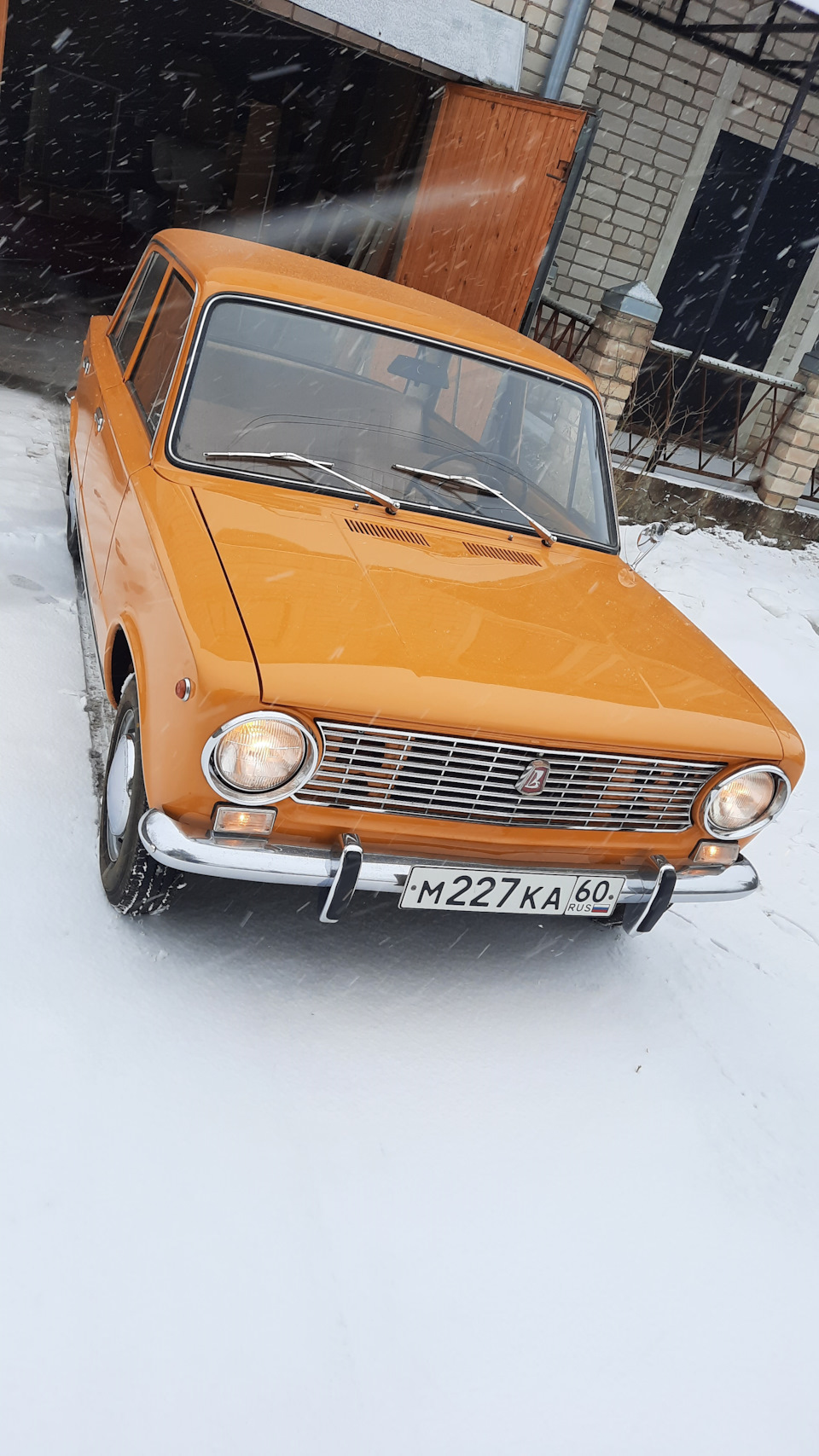 Выбор пал, поездка в Псков — Lada 2101, 1,1 л, 1972 года | покупка машины |  DRIVE2