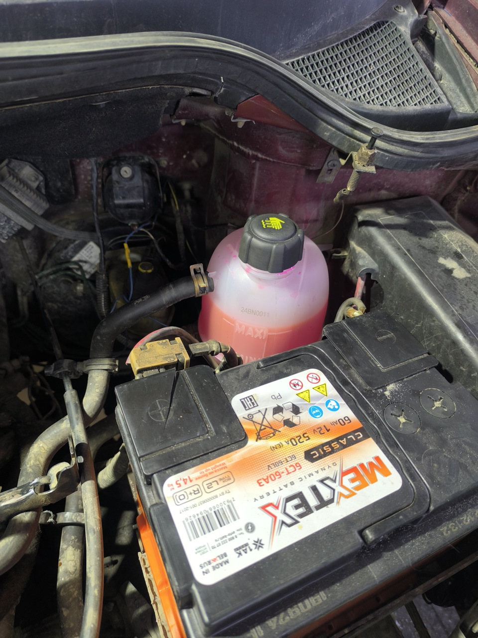 Фото в бортжурнале Renault Scenic I. Запчасти на фото: CLASSIC