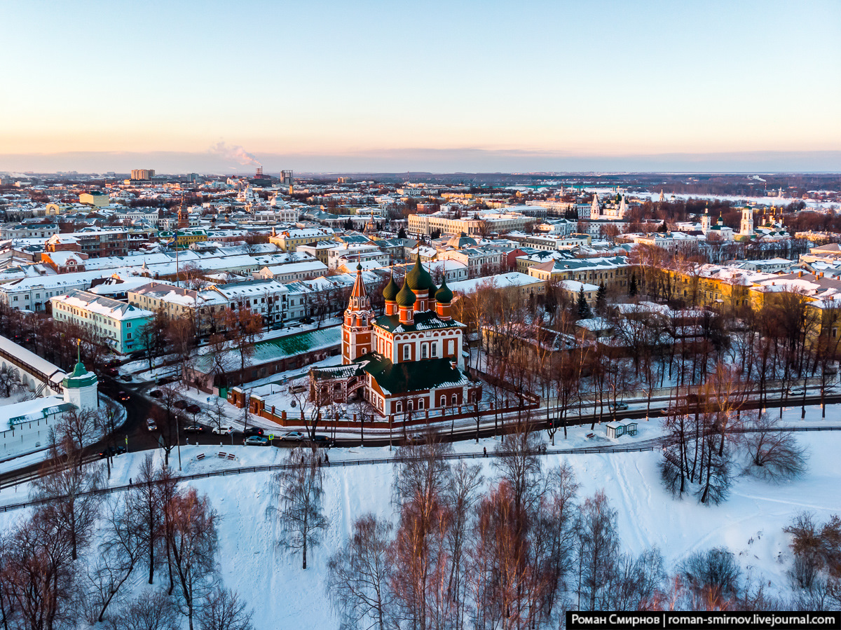 Исторический центр Ярославля зимой