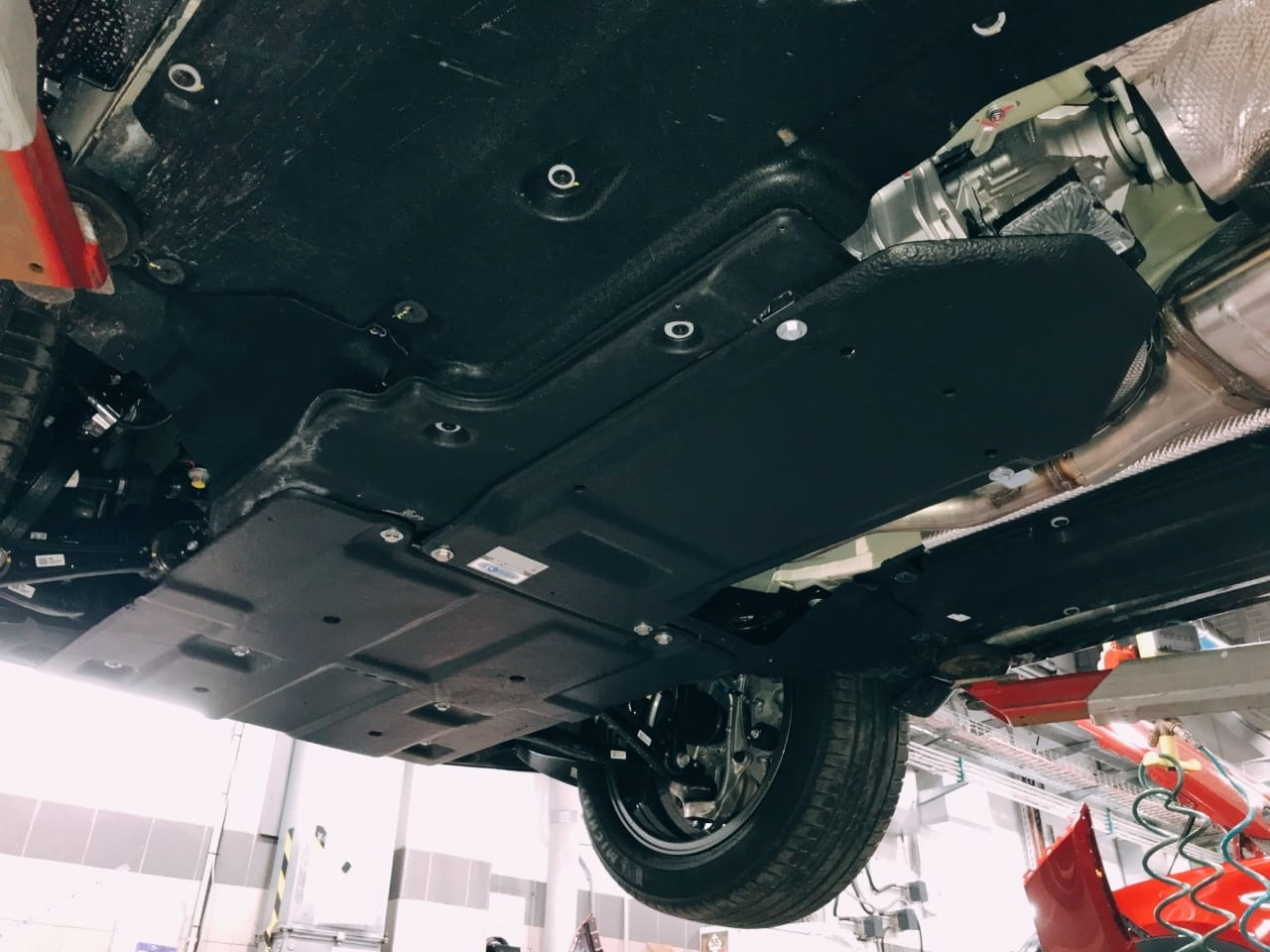 Установка защиты картера Genesis GV80 — Autotank на DRIVE2