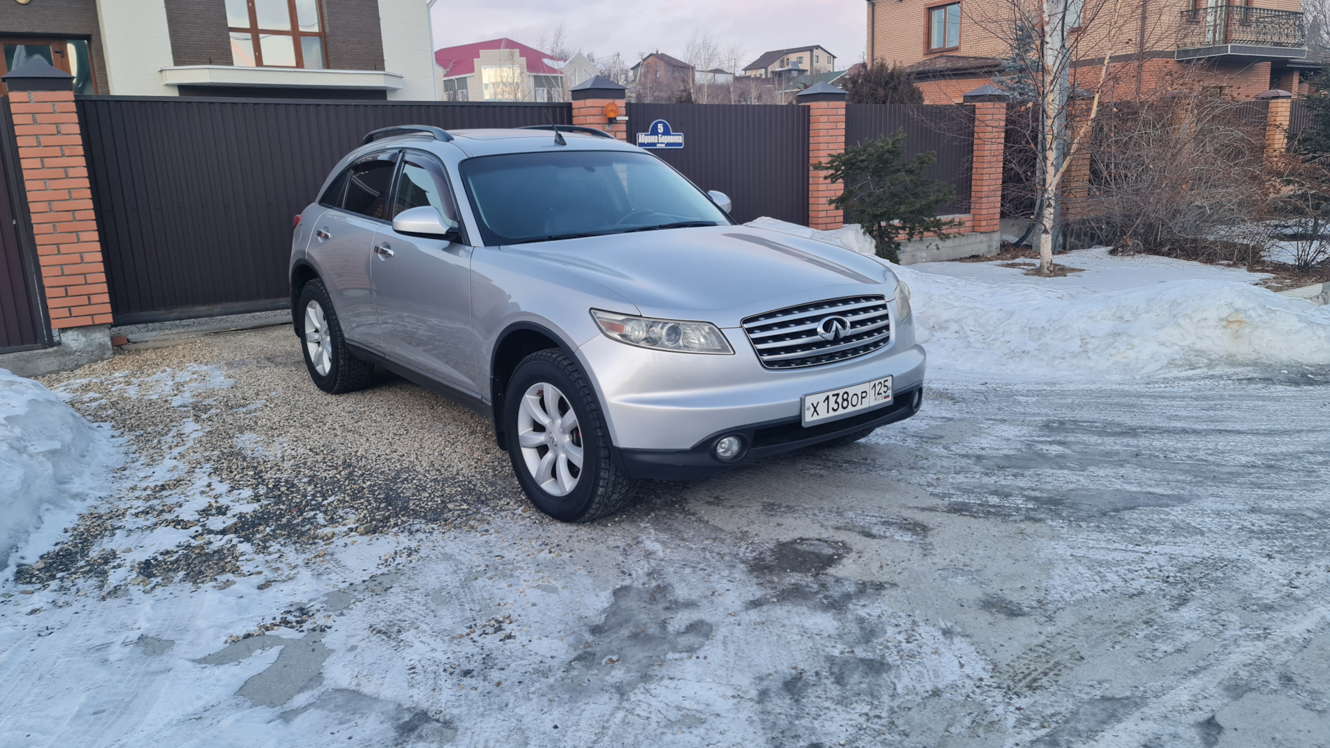 Infiniti FX (1G) 3.5 бензиновый 2003 | Серая кепка на DRIVE2