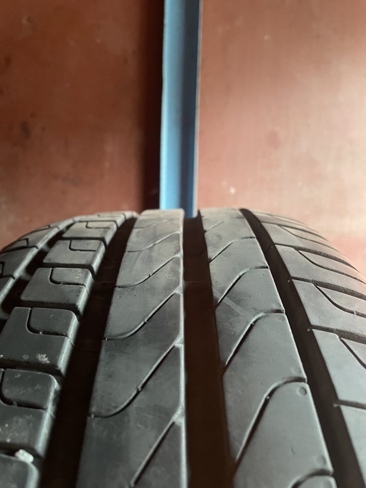 Шины летние Pirelli 225/50 R17 на BMW 3 series (F30), BMW X1 (E84). Б/у ...