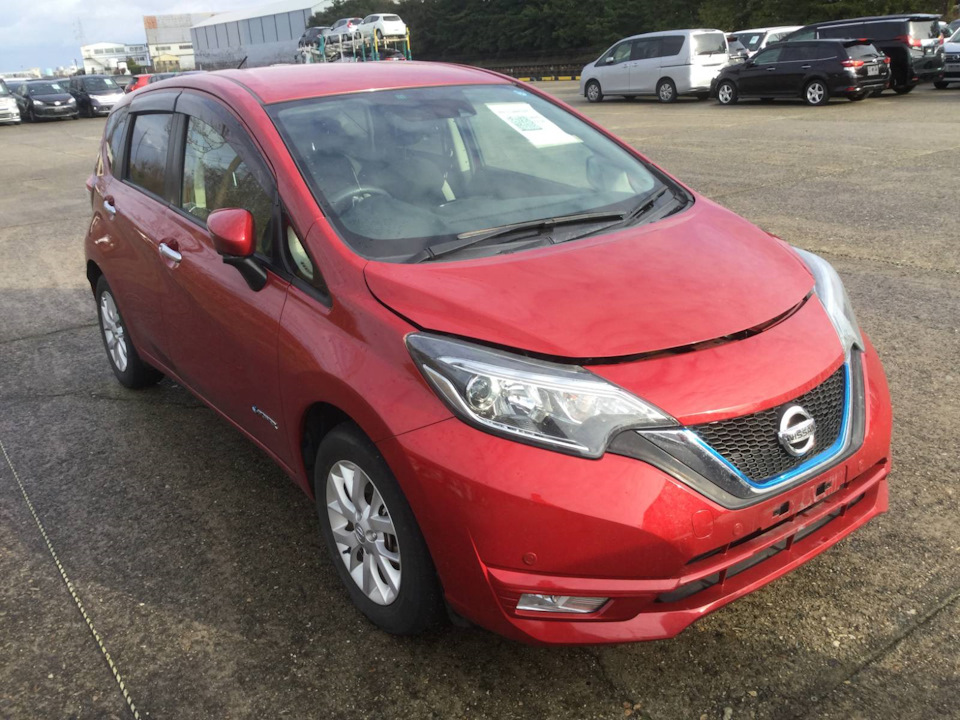 Note e power e12. Nissan Note 2017 гибрид. Ниссан ноут е12. Nissan Note e-Power 2017. Nissan Note Hybrid e- Power.