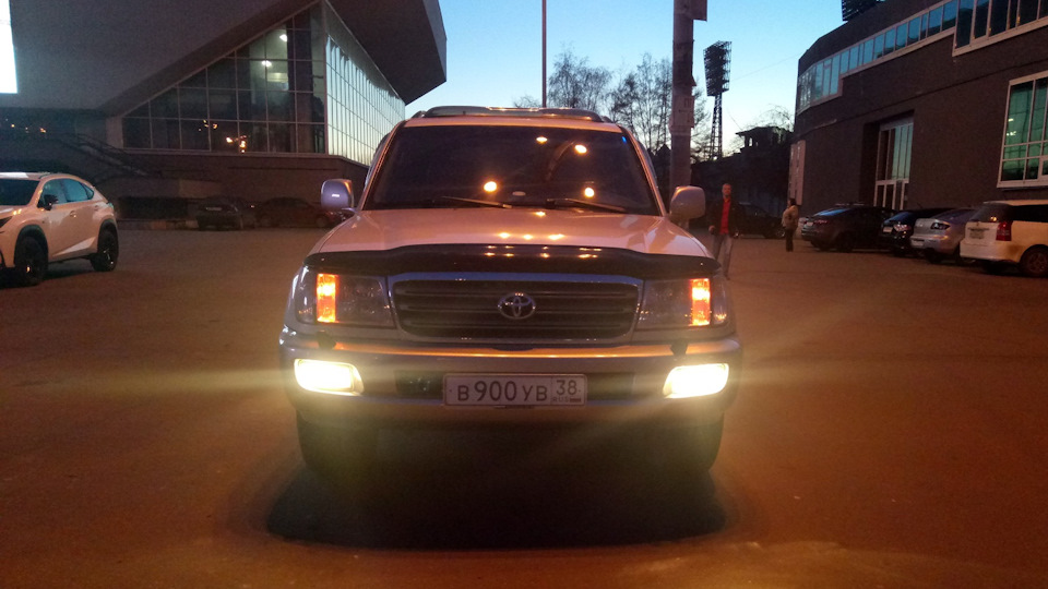 Toyota Land Cruiser Кукурузер