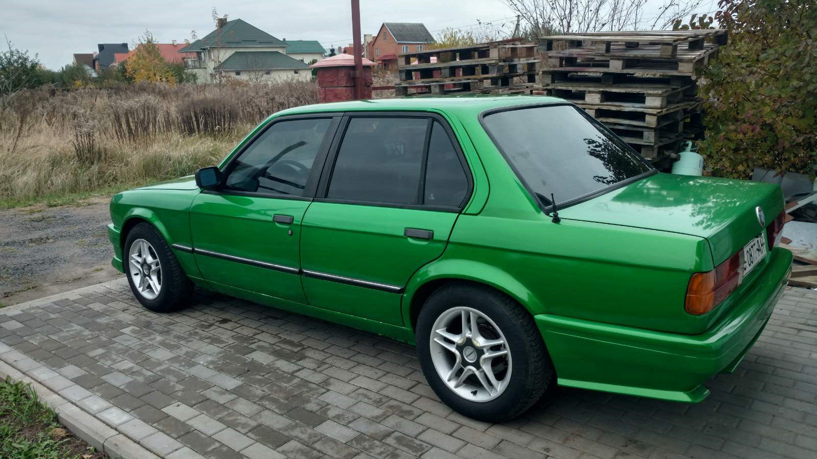 BMW 3 series (E30) 2.0 бензиновый 1986 | Світло зелена на DRIVE2