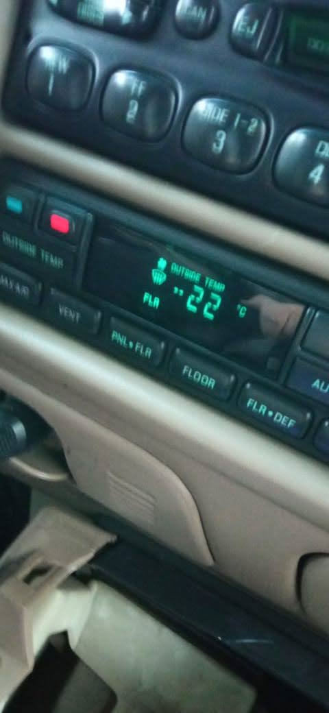 Грязь под капотом — Lada XRAY Cross, 1,8 л, 2020 года | наблюдение | DRIVE2