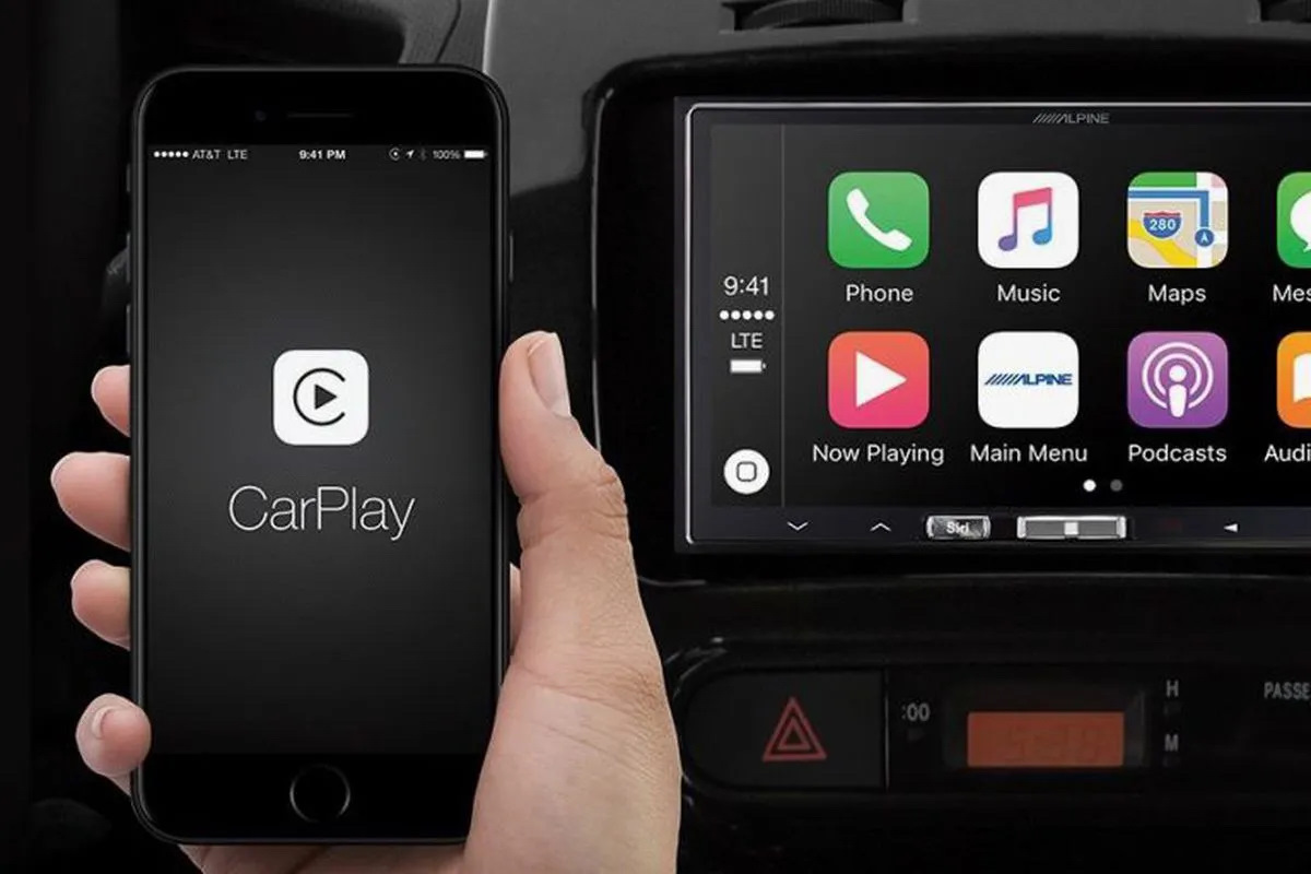 Apple carplay провод. Wireless Apple CARPLAY. CARPLAY iphone. Функция Apple CARPLAY.