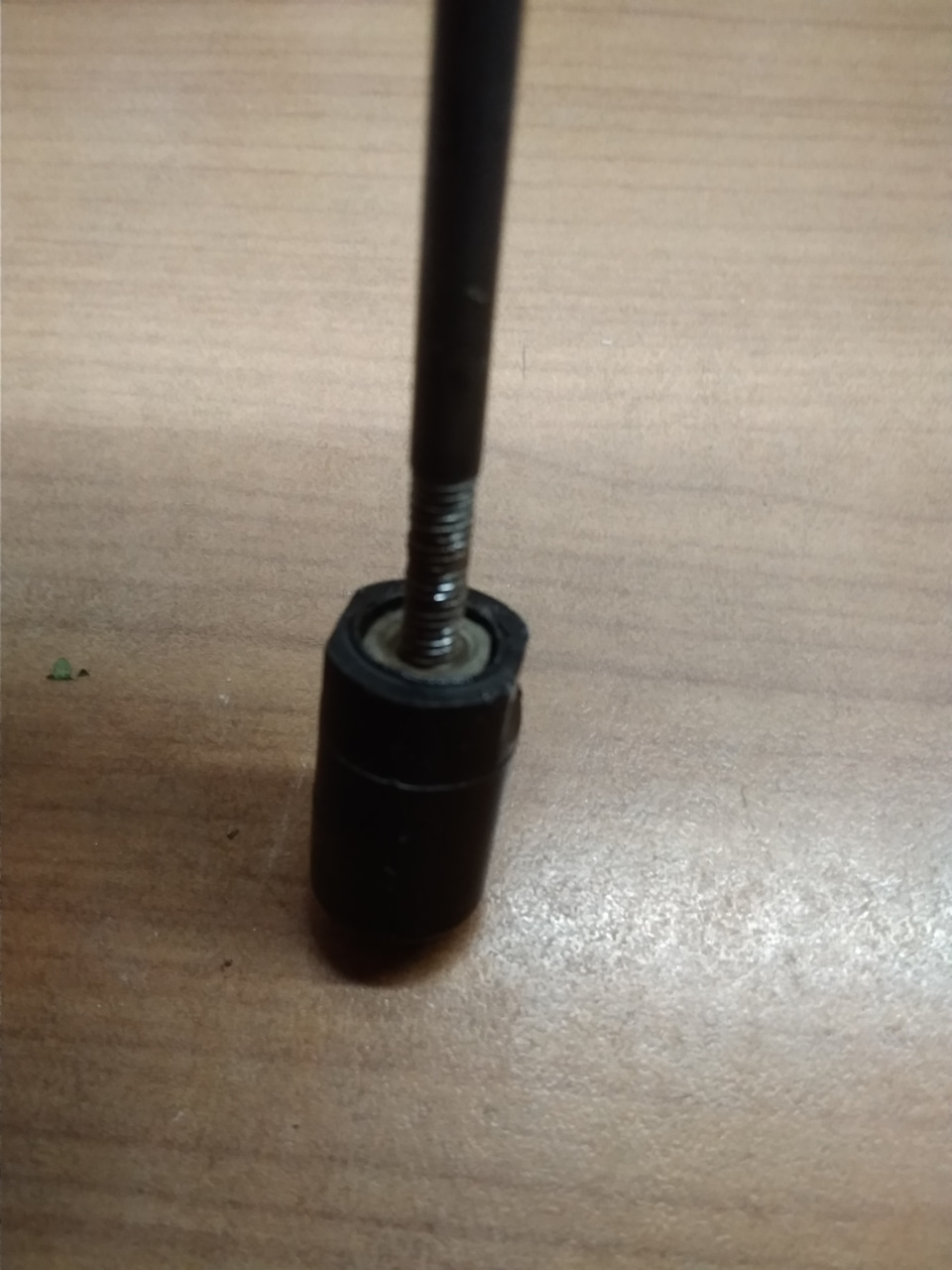 Выскочила кнопка ручника — УАЗ Patriot, 2,7 л, 2013 года | своими ...