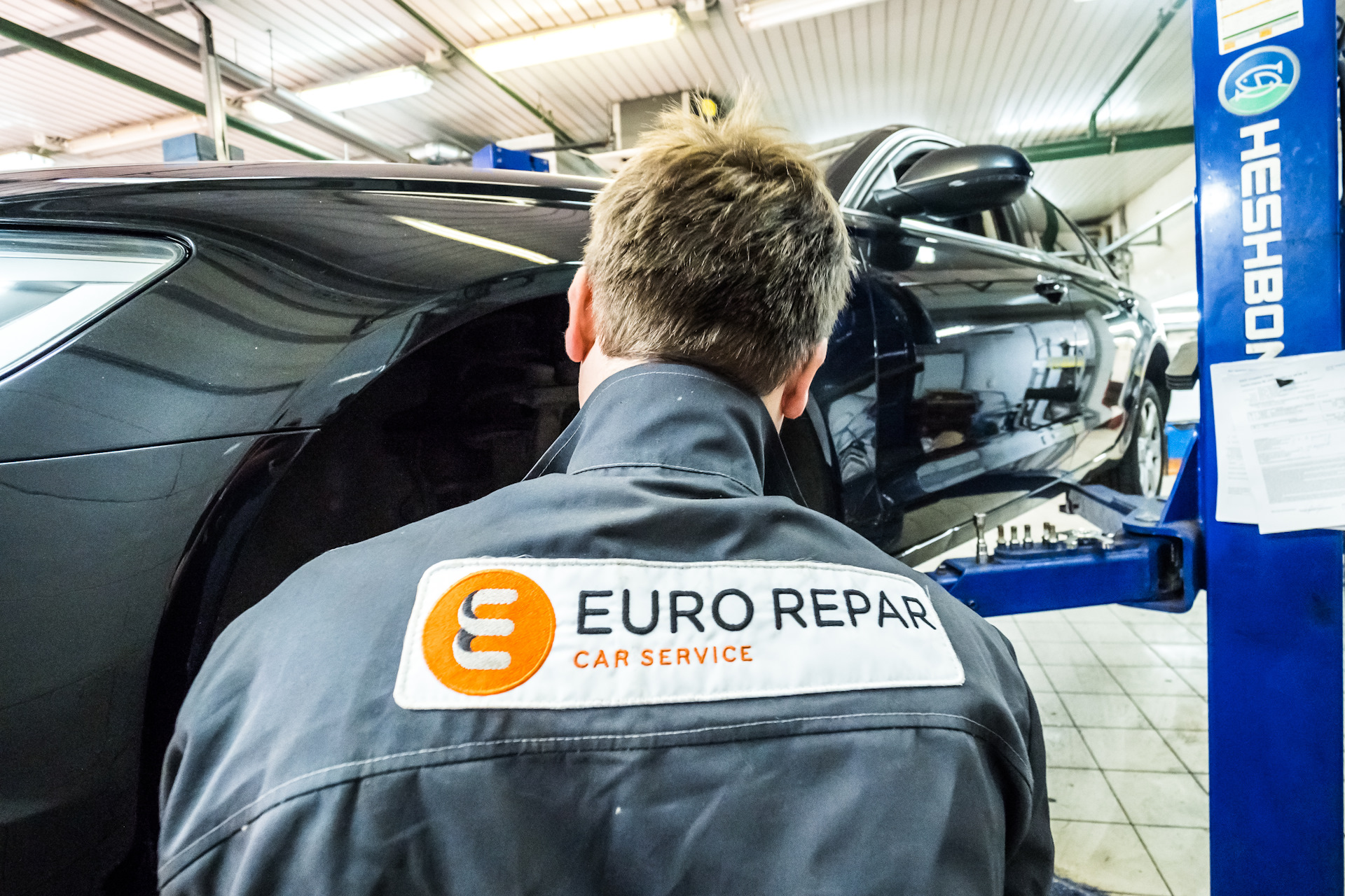 Кар сервис. Eurorepar car service. Eurorepar слесарь. Сервис на 1 машину. Service car Пятигорск.