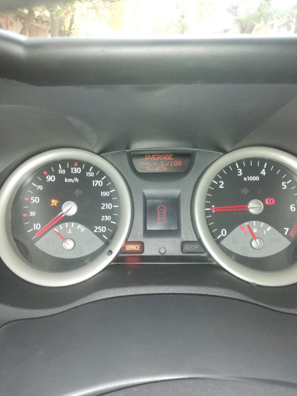 Фото в бортжурнале Renault Megane II