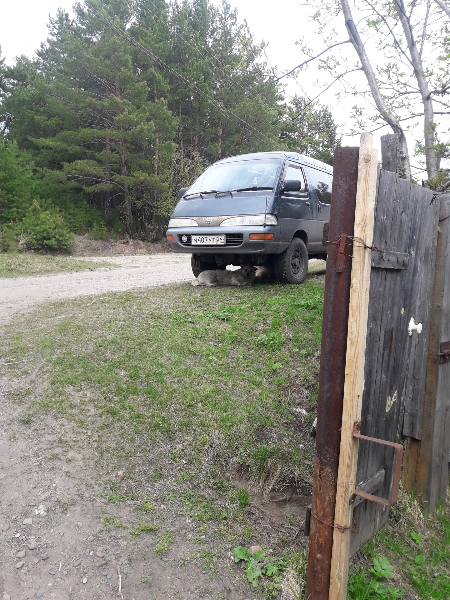 Красноярск-Подтёсово. 720км + паром . Туда и обратно. — Toyota Lite Ace, 2  л, 1993 года | путешествие | DRIVE2