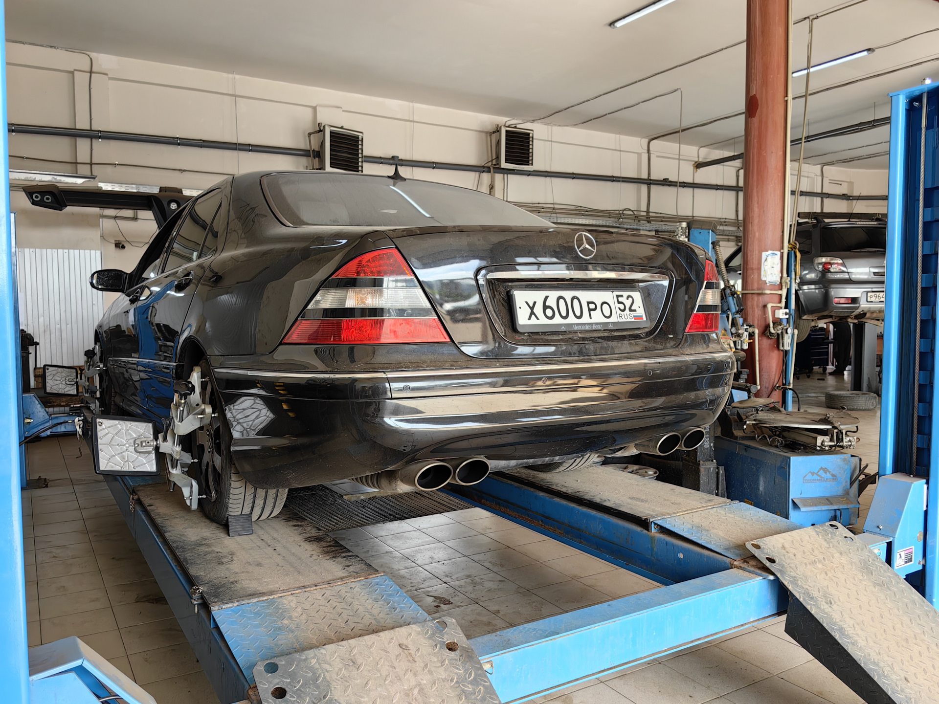 Регулировка схождения — Mercedes-Benz S-Class (W220), 5 л, 2004 года ...