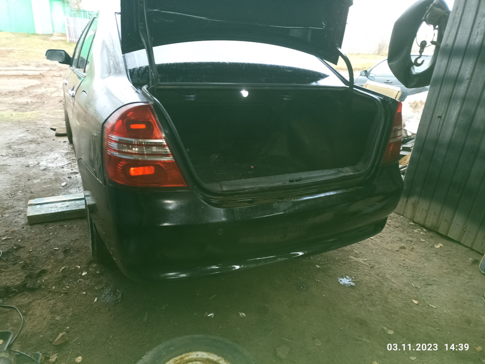 29 Замена колодок ручника, снятие задних амортизаторов, ремонт ...