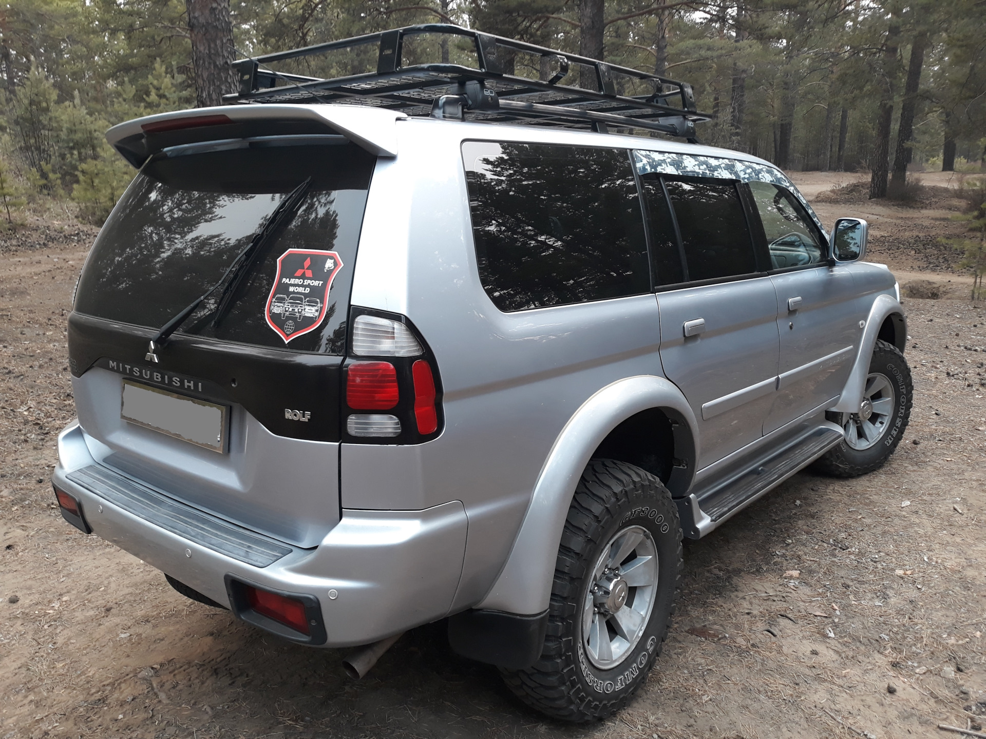 Багажник на крышу mitsubishi pajero sport 1. Багажник на крышу паджеро спорт 2. Установка антенны на паджеро спорт 1. Багажник на крышу паджеро спорт. Mitsubishi pajero sport 2 багажник на крышу.