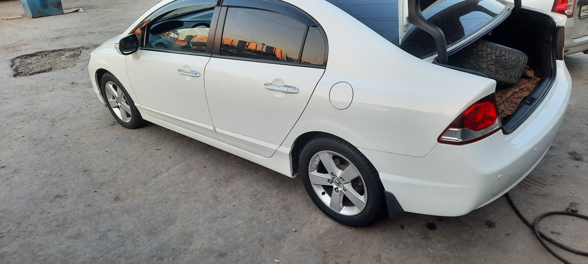 Шины Goodyear Eagle Sport 2 — Honda Civic 4D (8G), 1,8 л, 2010 года