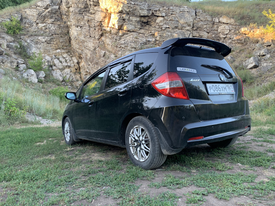 Ху из ид? — Honda Jazz (2G), 1,4 л, 2011 года | просто так | DRIVE2