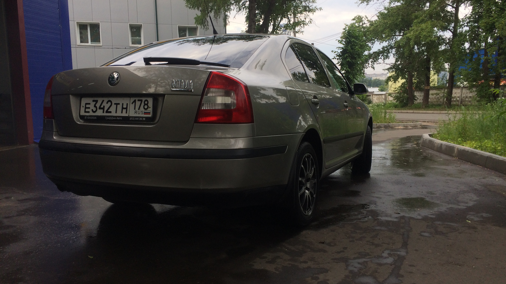 Skoda Octavia A5 Mk2 1.6 бензиновый 2008 | по прозвищу 