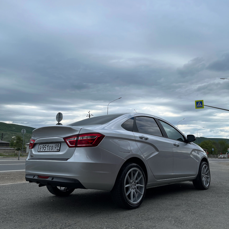 ❤️Утиный хвост (Дактейл) — Lada Vesta, 1,6 л, 2021 года | стайлинг | DRIVE2