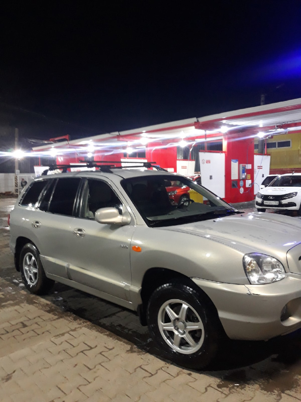 Застрянь другого — Hyundai Santa Fe (1G), 2 л, 2008 года | покатушки |  DRIVE2