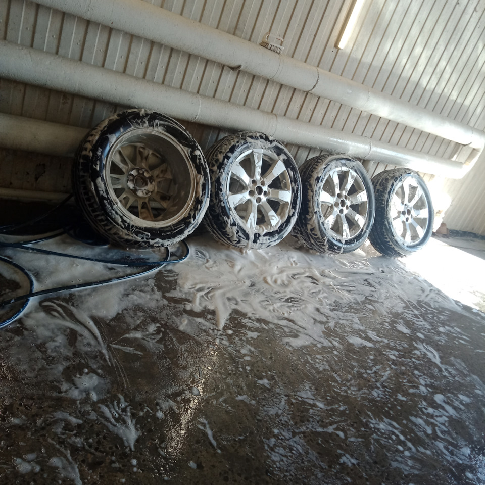Шины летние Tigar 235/55 R18, литые диски Enkei 7,5Jx18 ET35 5x114,3 на ...