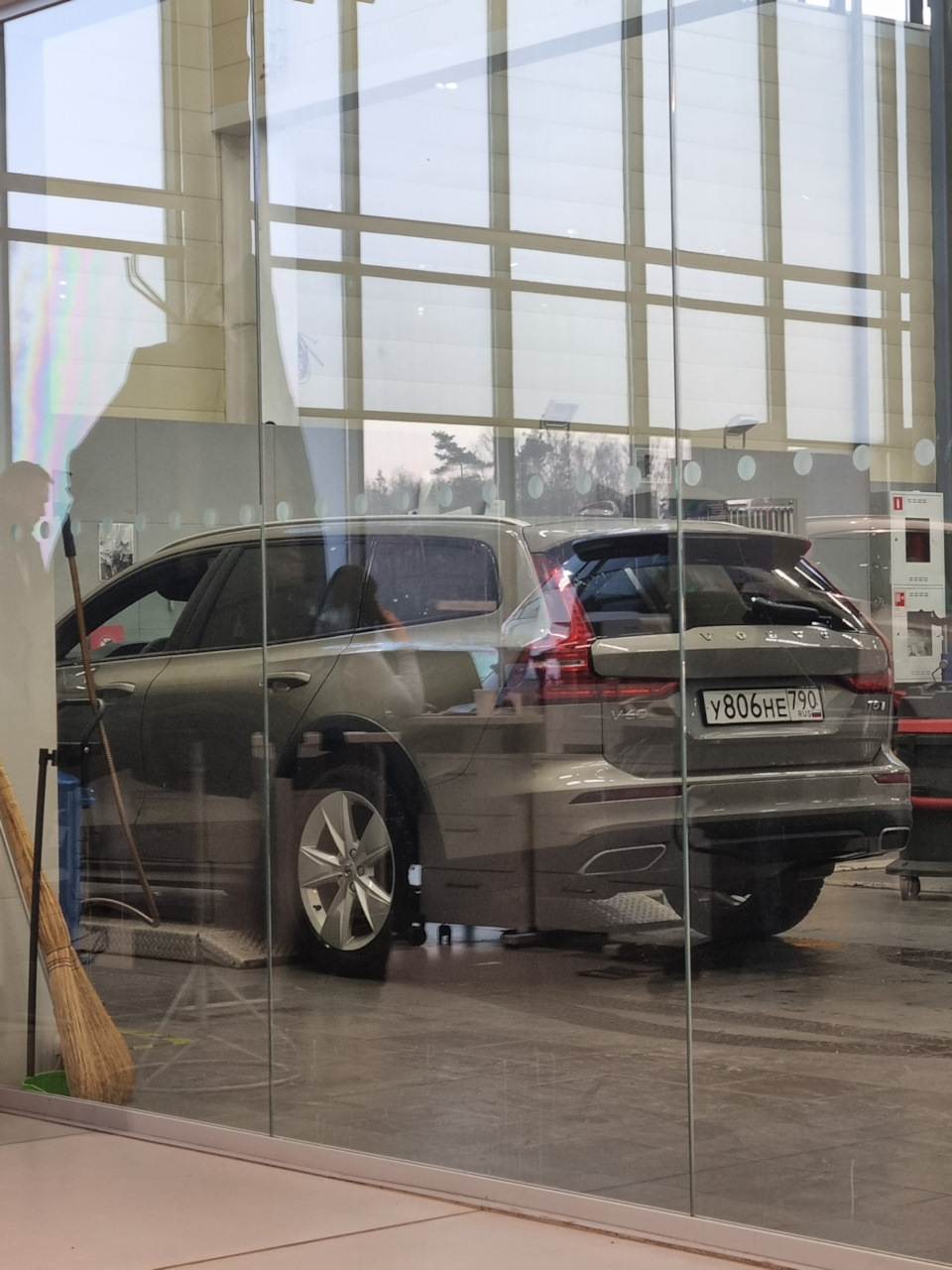 Намыли, как всегда. — Volvo V60 Cross Country (2G)