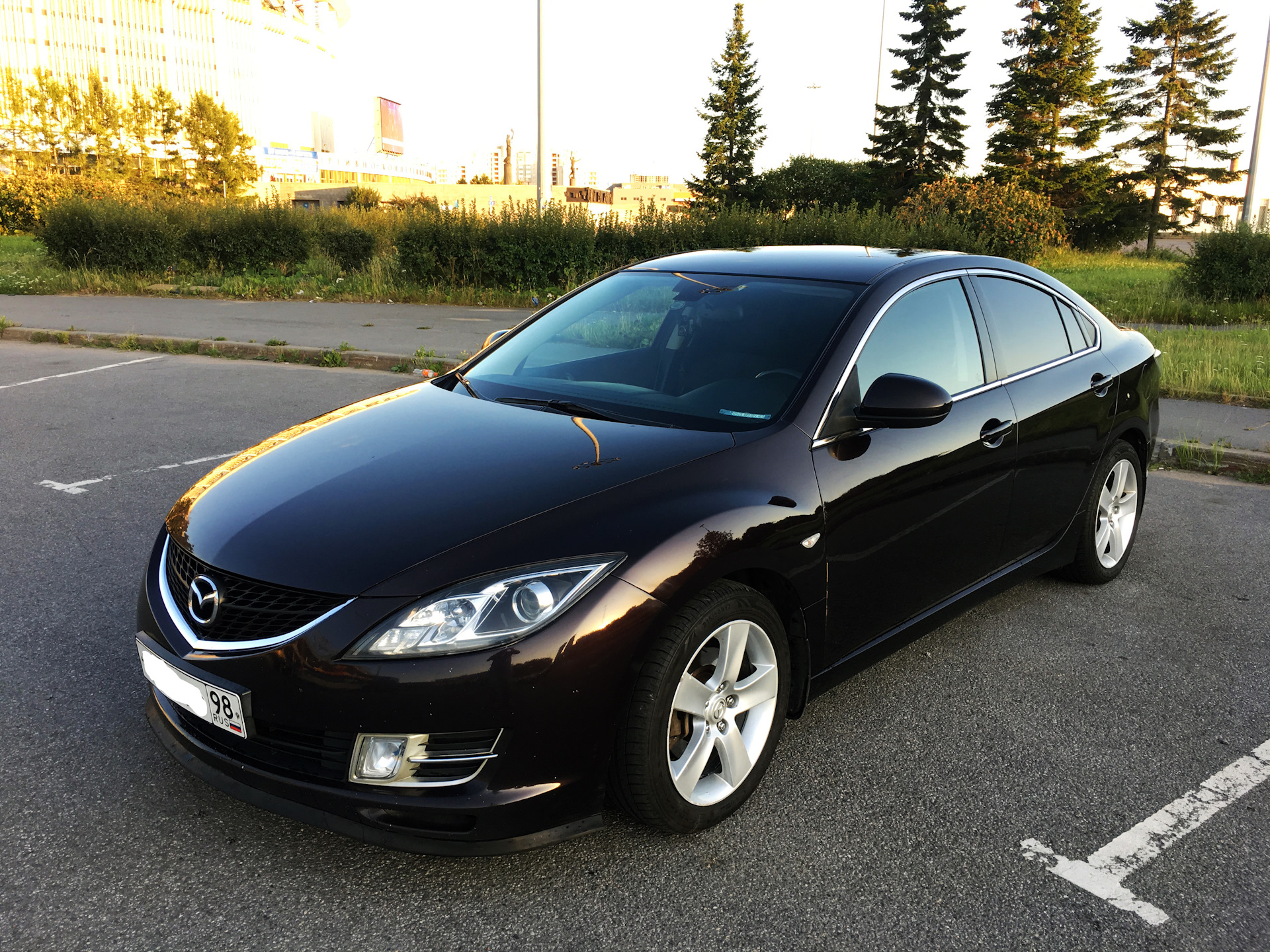 Фото mazda 6 2005 года темно серого цвета