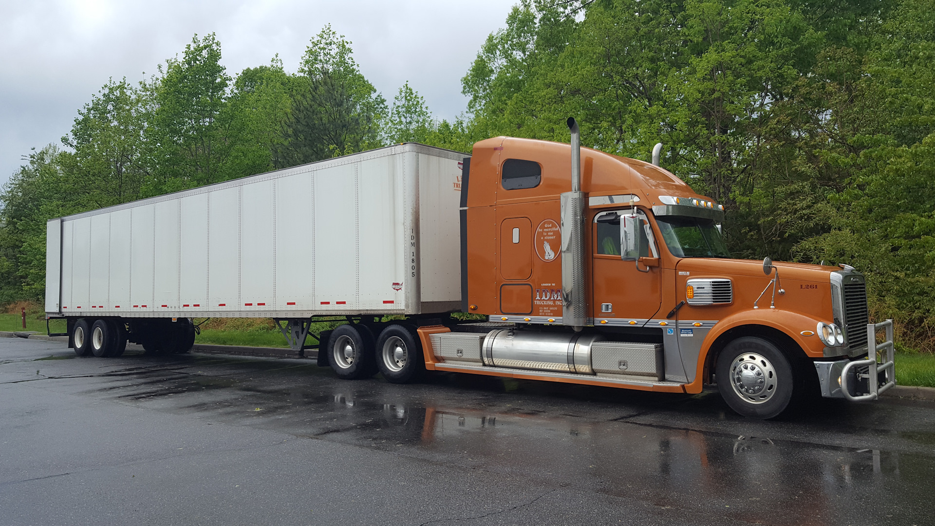 Тягачи freightliner Coronado