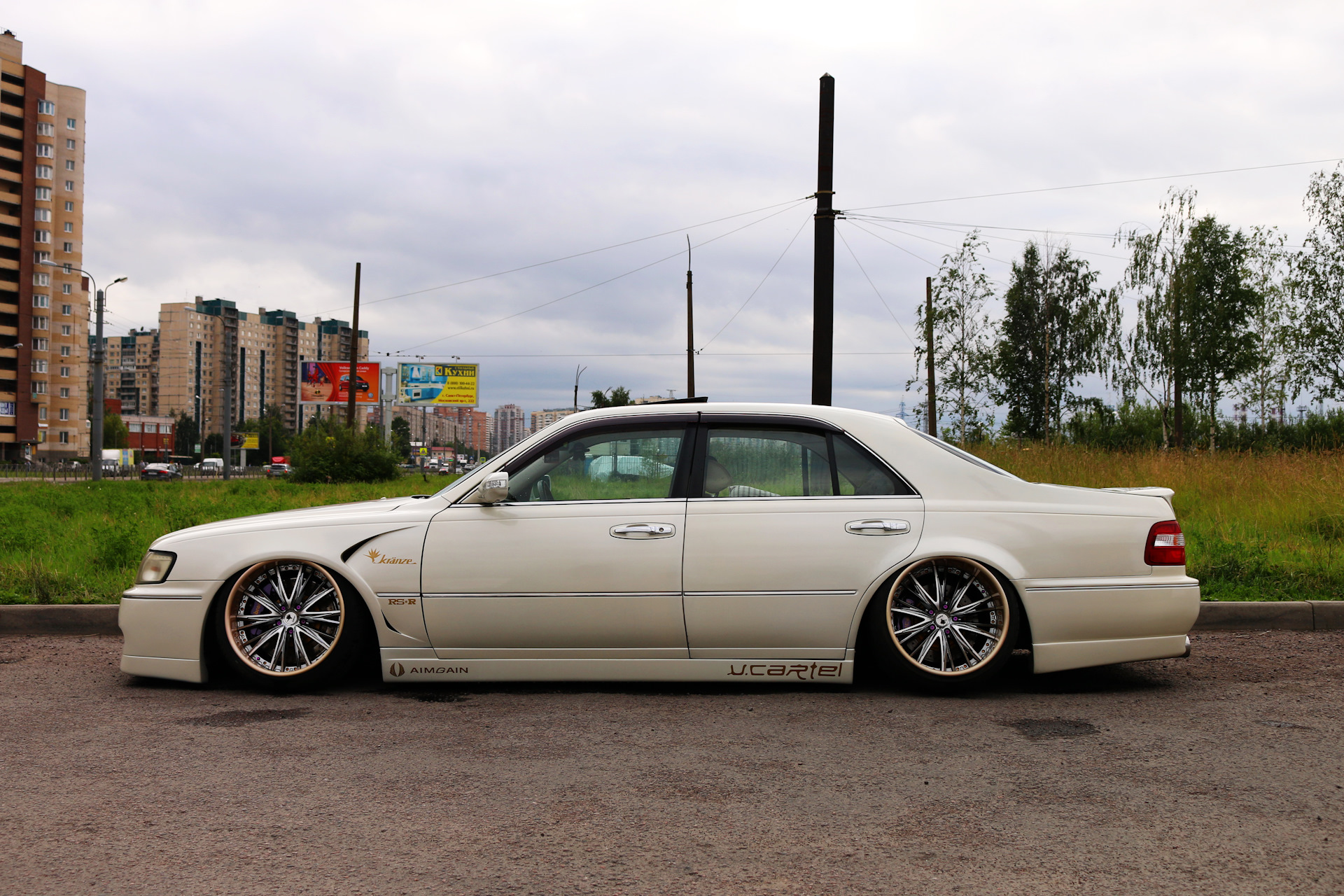 Q45 Clubbutts