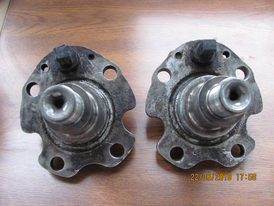 Birth 3374 цапфа ступицы. Цапфа ступица пассат. Цапфа 247. Цапфа стойки передняя ауди а4. 33027-2304080 цапфа переднего моста газель полноприводные.