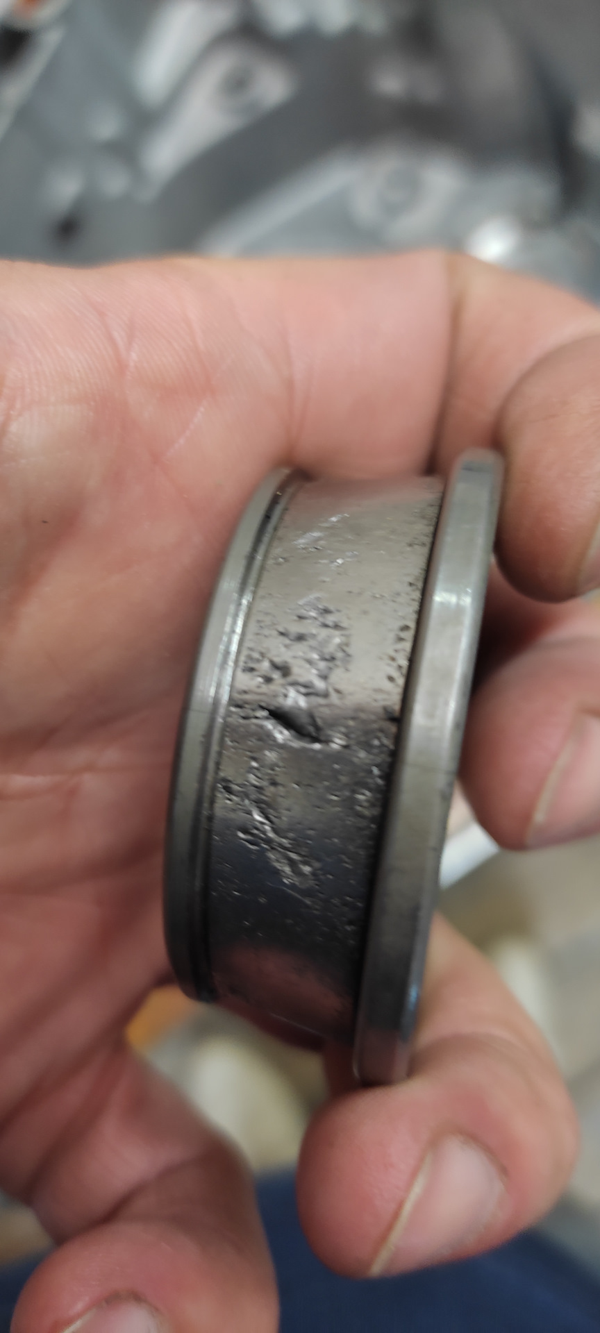 Замена подшипника дифференциала — Renault Talisman, 1,5 л, 2016 года ...