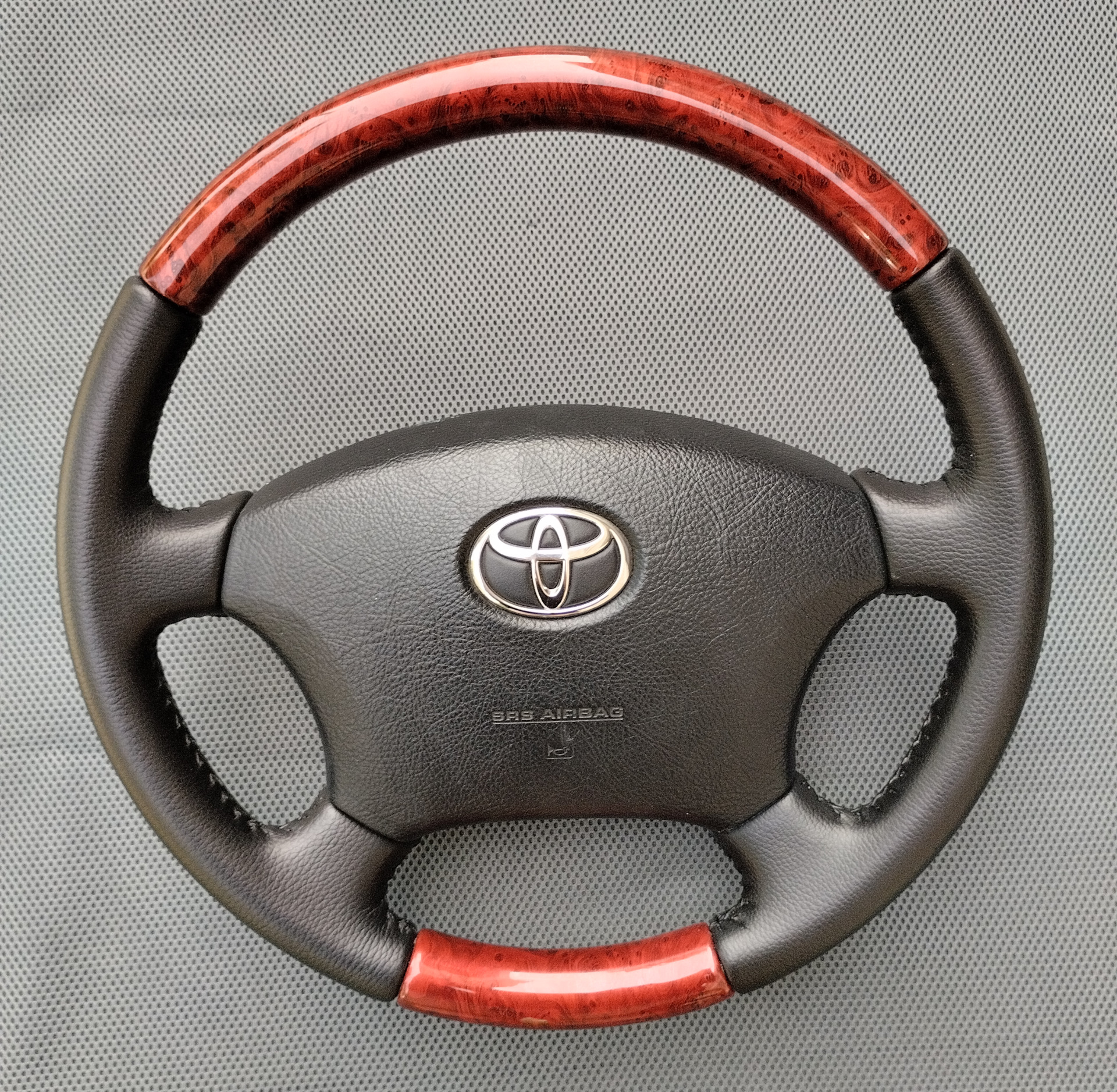 РУЛЬ КОЖАНЫЙ С КОСТОЧКОЙ ПОД ДЕРЕВО, НОВЫЙ. — RUITUNING на DRIVE2