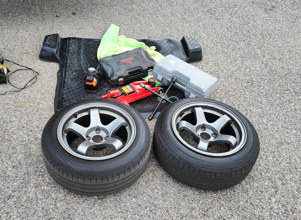 Фото в бортжурнале Renault Logan (1G)