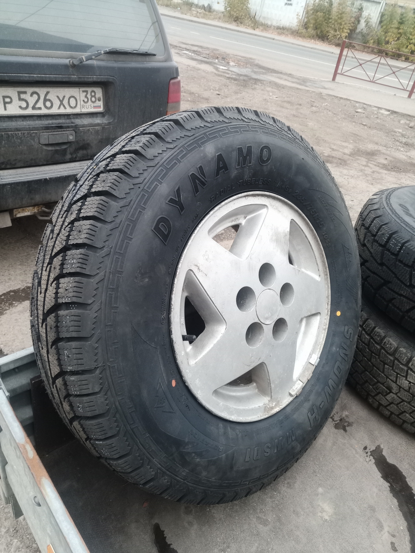 Зимняя резина. — Jeep Grand Cherokee (ZJ), 4 л, 1994 года | шины | DRIVE2