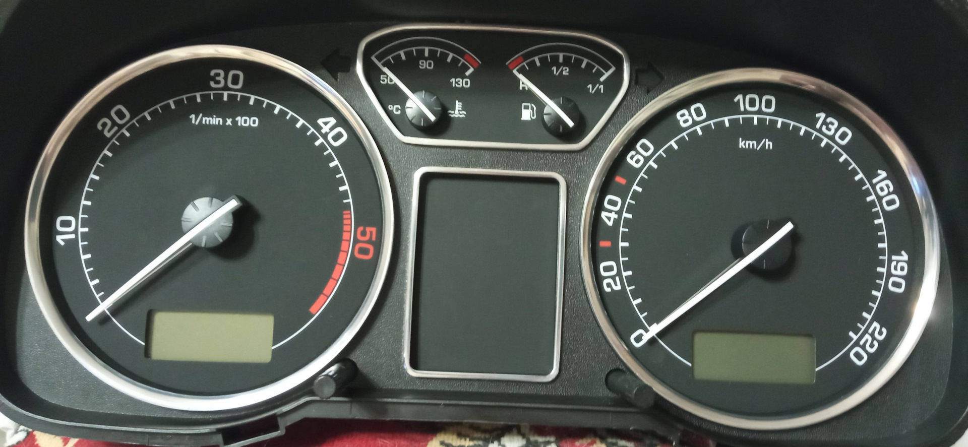 Кольца в приборную панель Шкода Октавия тур 1.9 tdi 2000 г — Skoda ...