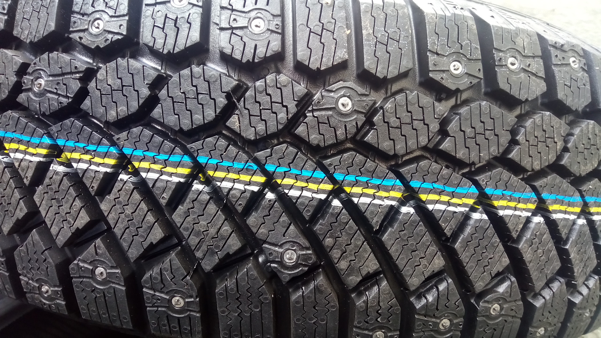 Gislaved nord frost 200 xl. Gislaved Nord Frost 200. Gislaved Nord*Frost 200 SUV r18. 225/40 R18 Nord Frost 200 ID.