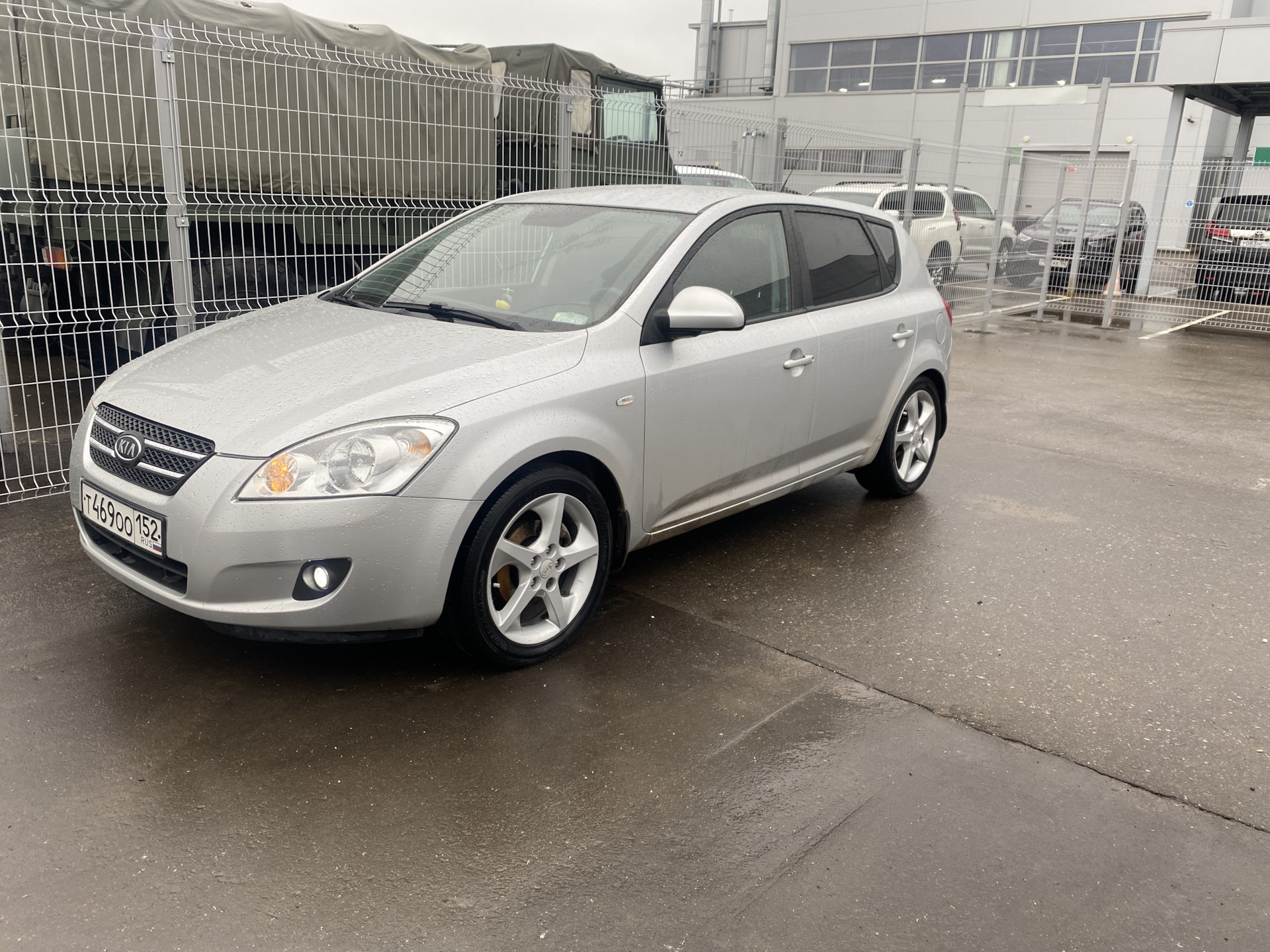 KIA Ceed (1G) 2.0 бензиновый 2009 Феникс на DRIVE2