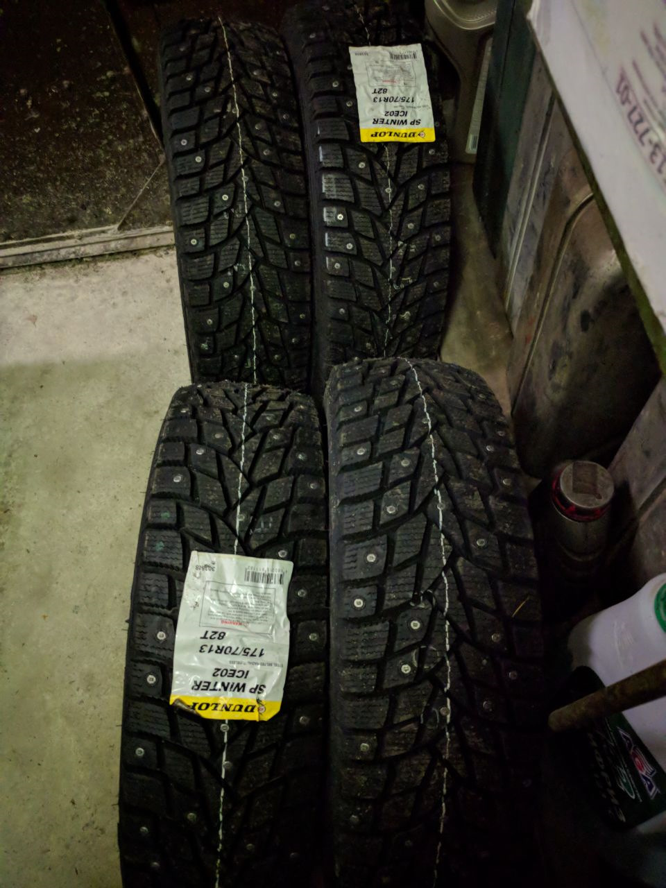 Dunlop sp winter ice r15