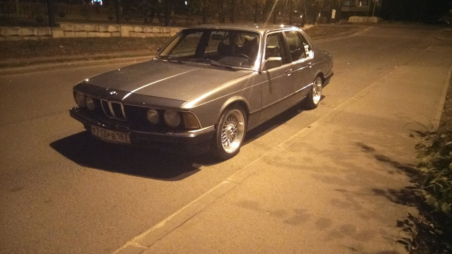 BMW 7 series (E23) 3.4 бензиновый 1985 | /Oo=[][]=oO 728i → 735i на DRIVE2