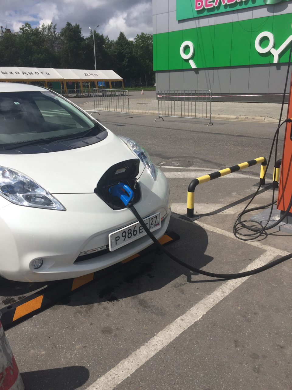 РусГидро — Nissan Leaf (1G), 2014 года | заправка | DRIVE2