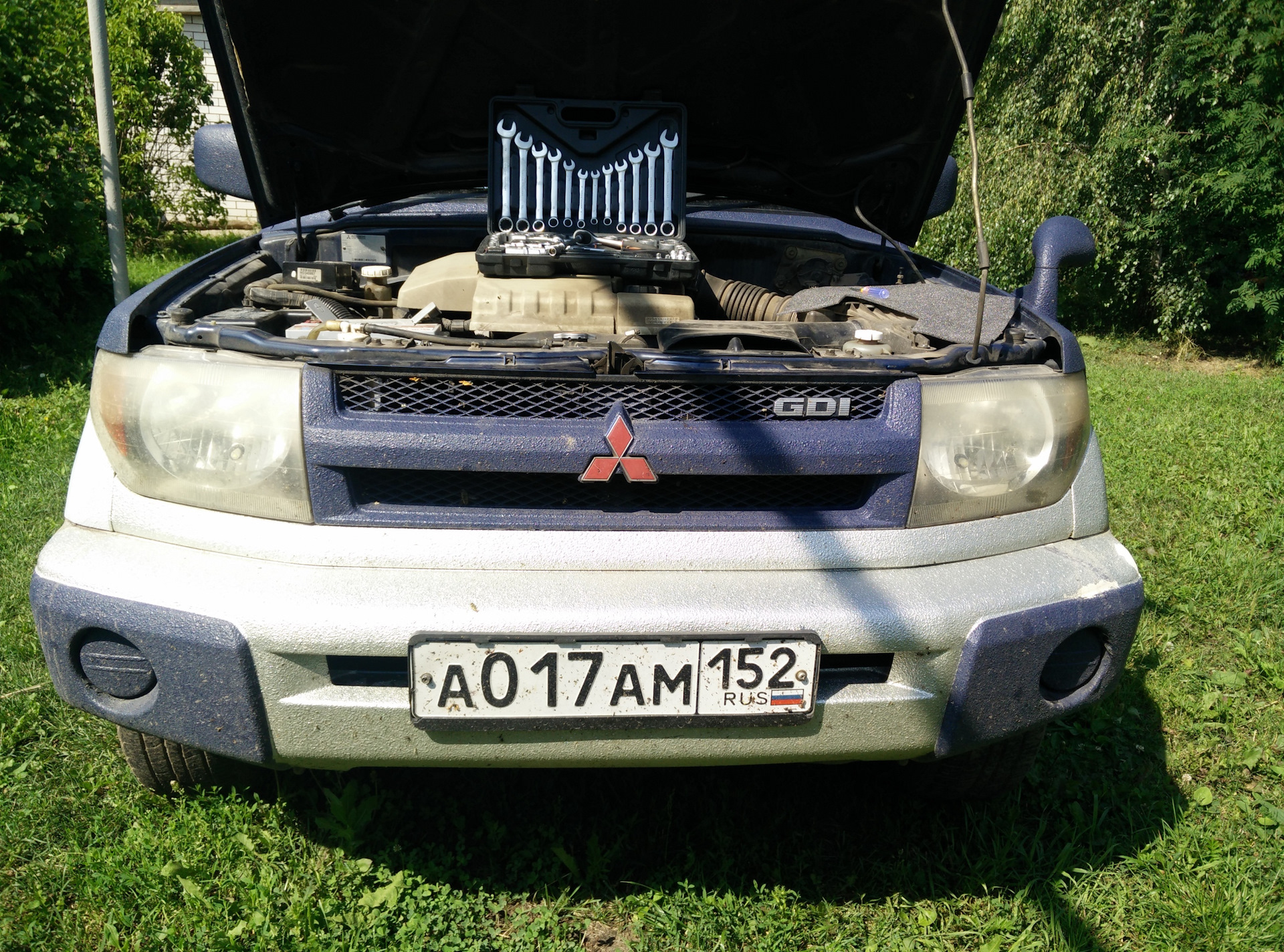 Паджеро ио замена. Фары Mitsubishi Pajero io. Фары Паджеро ио. Фары на Митсубиси Паджеро ио. Фара передняя Митсубиси Паджеро ио.