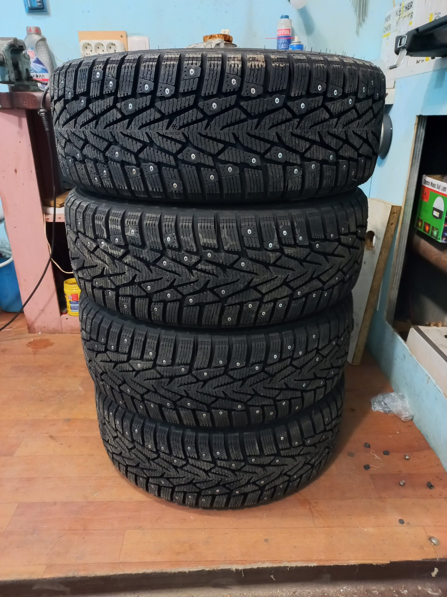 Новая зимняя резина Nokian Nordman 7-205/55 R16 — Ford Focus III ...